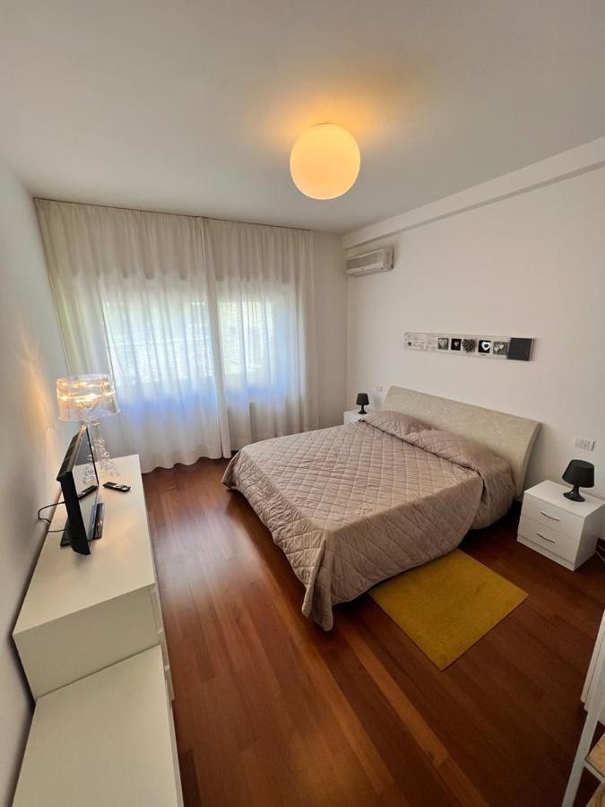 Piazza Italia Luxury Apartment Chianciano Terme Esterno foto