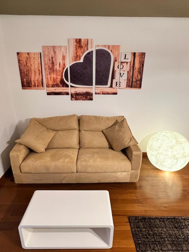 Piazza Italia Luxury Apartment Chianciano Terme Esterno foto